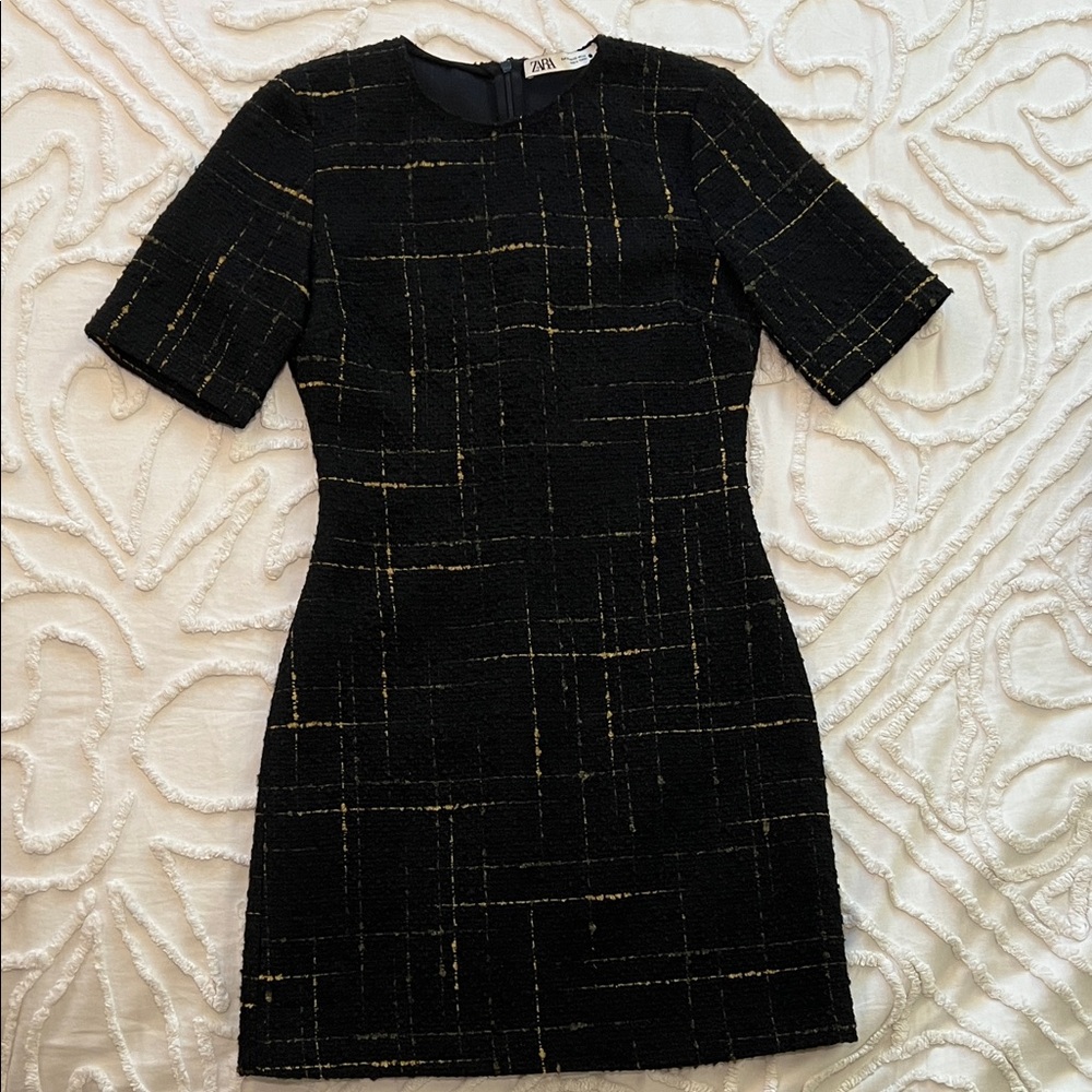 Zara Black and Gold Textured Mini Dress (Work/Business Casual/Holiday) - Picture 3 of 3